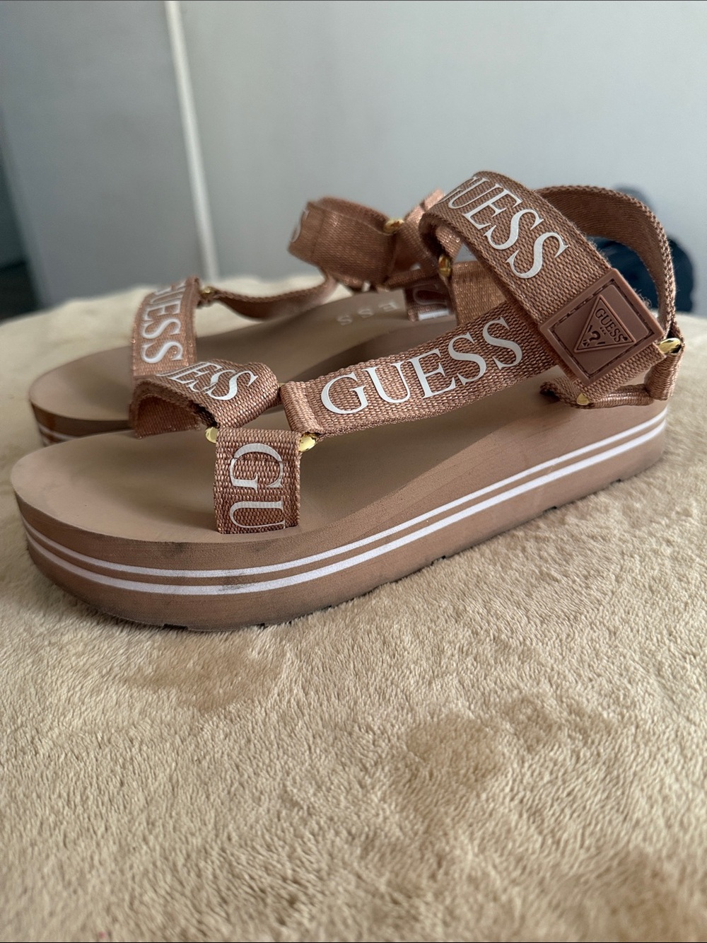 GUESS Kids' Tan Logo Platform Sandals